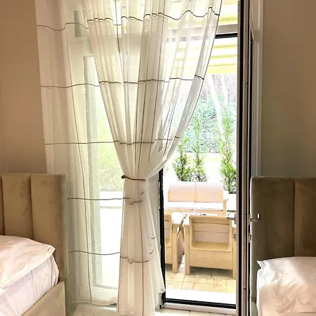 Apartament By The *